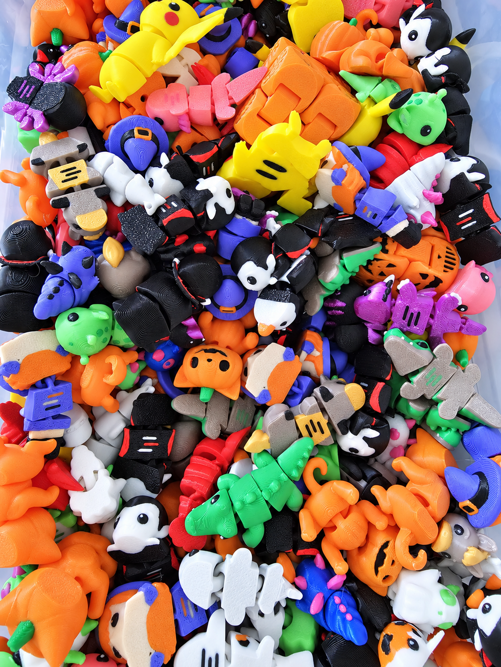 Wholesale Mini Articulated Creatures – Random Assortment